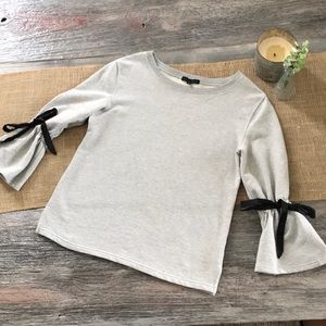 Sanctuary light gray bell sleeve sweatshirt sz S